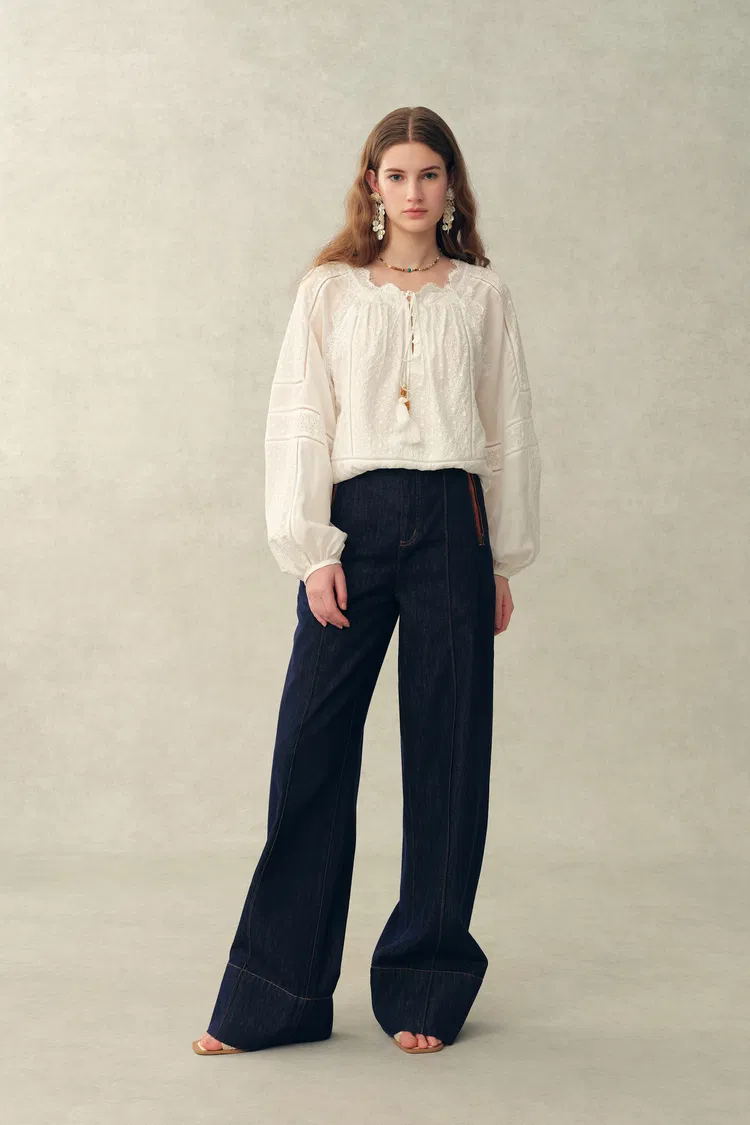Amaya Puff-Sleeve Long Sleeve Top in Lace