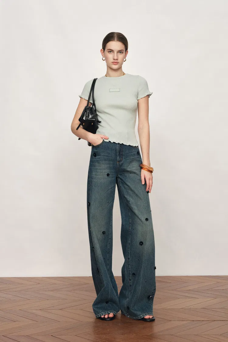 Linnea Mint Green Ruffled Sculpted T-shirt in Cotton Wool Knit