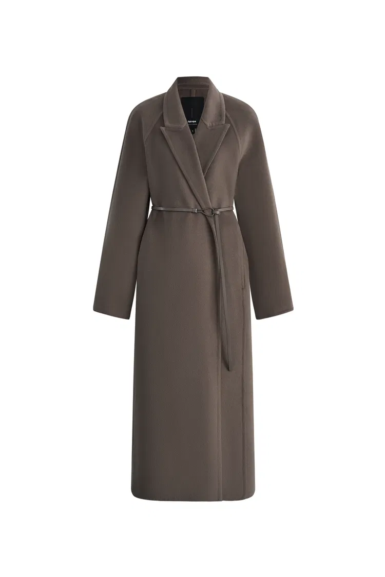 Ava Peaked Lapel Coat in Merino Cashmere Blend