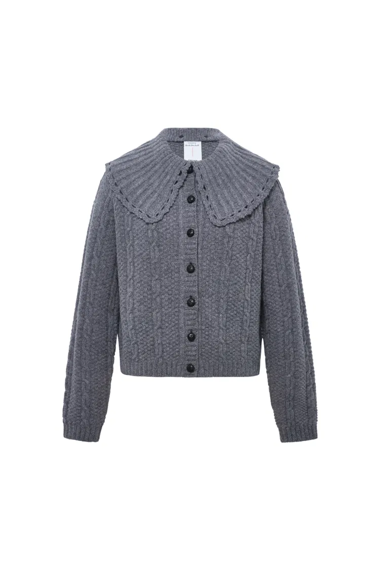Magdalena Detachable Collar Cardigan in Wool Knit
