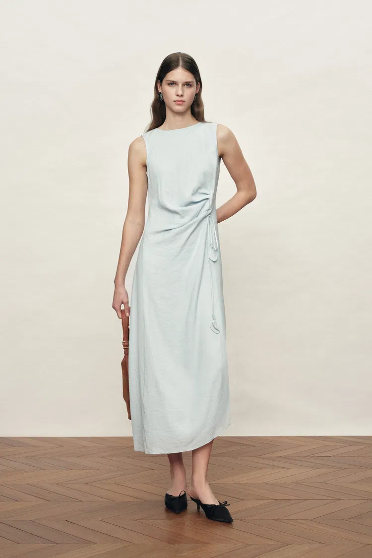 Arilyn Petal Drawstring Dress in Fold Texture