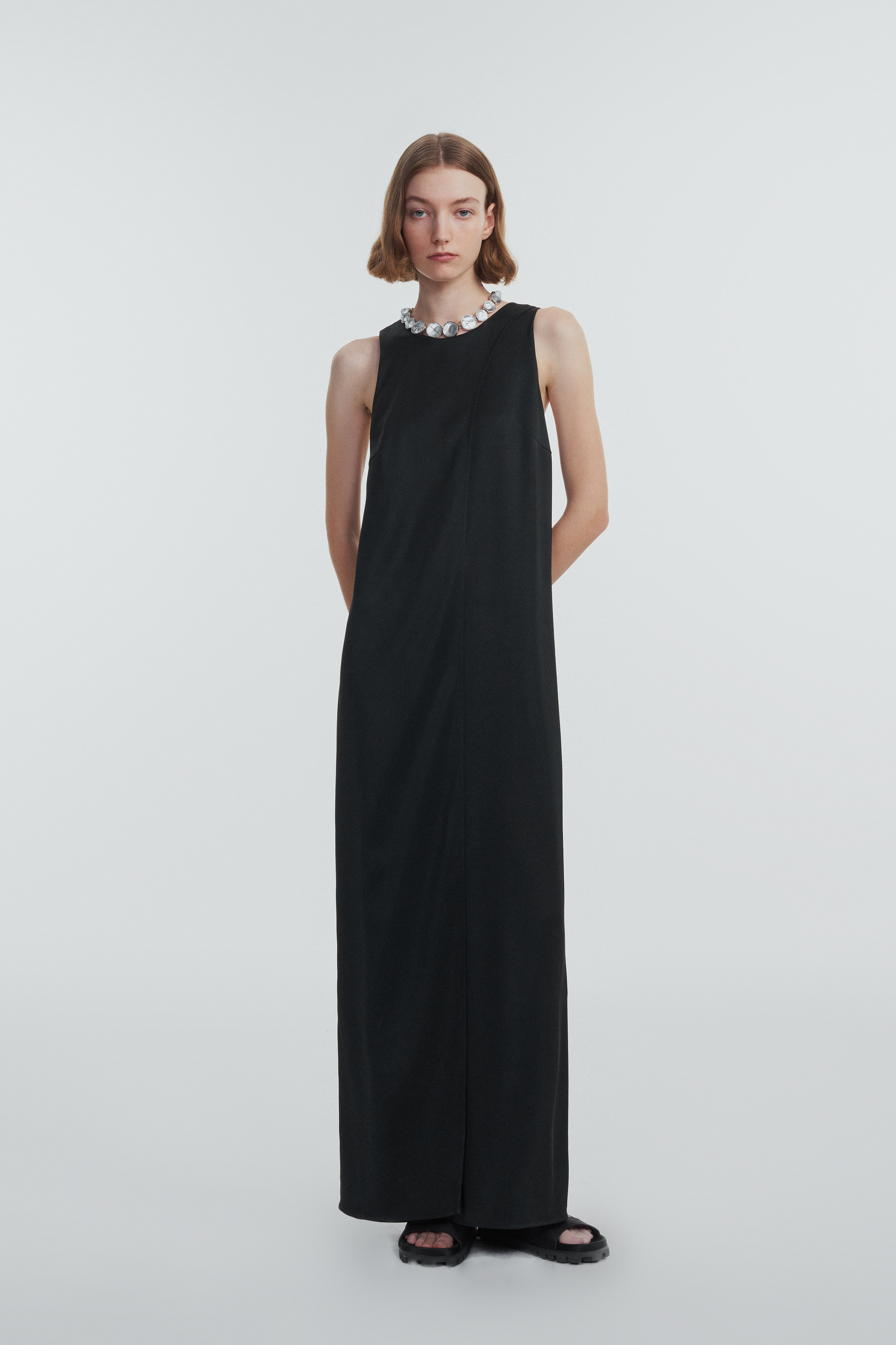 Layla Sleeveless Dress – fbrq.com 
