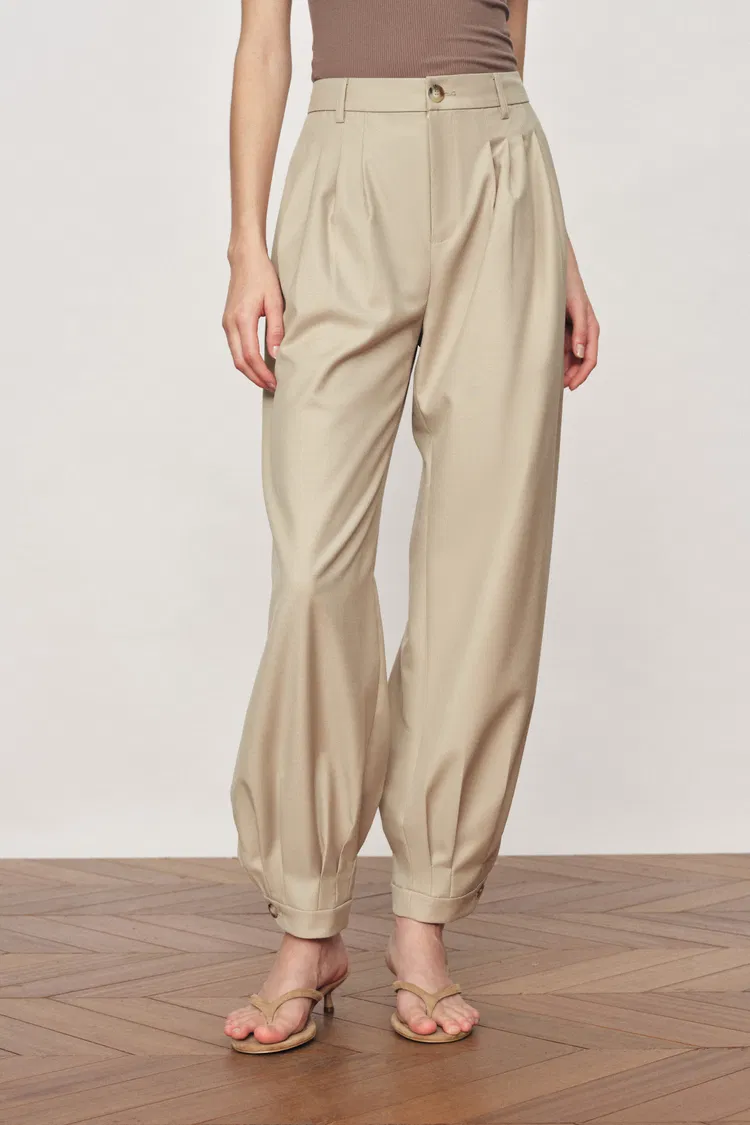 Wilderness Balloon-Leg Tailored Pants in Fine Acetate And Lamb Wool Blend