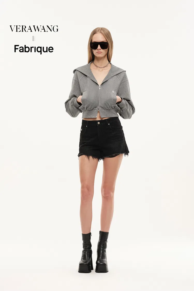 Illusion-S Crop Hoodie in Bright Silk Knitting - Light Grey