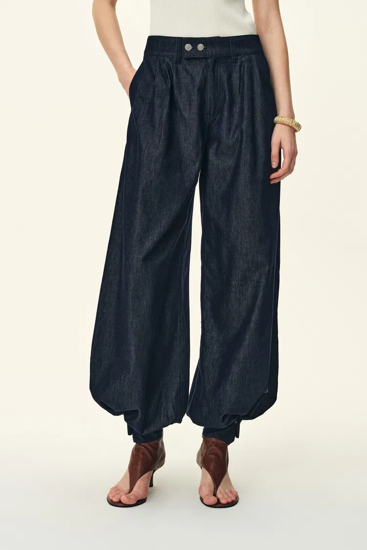 Bonnie Handwork Pleats Balloon Jeans in Acetate Tencel Denim