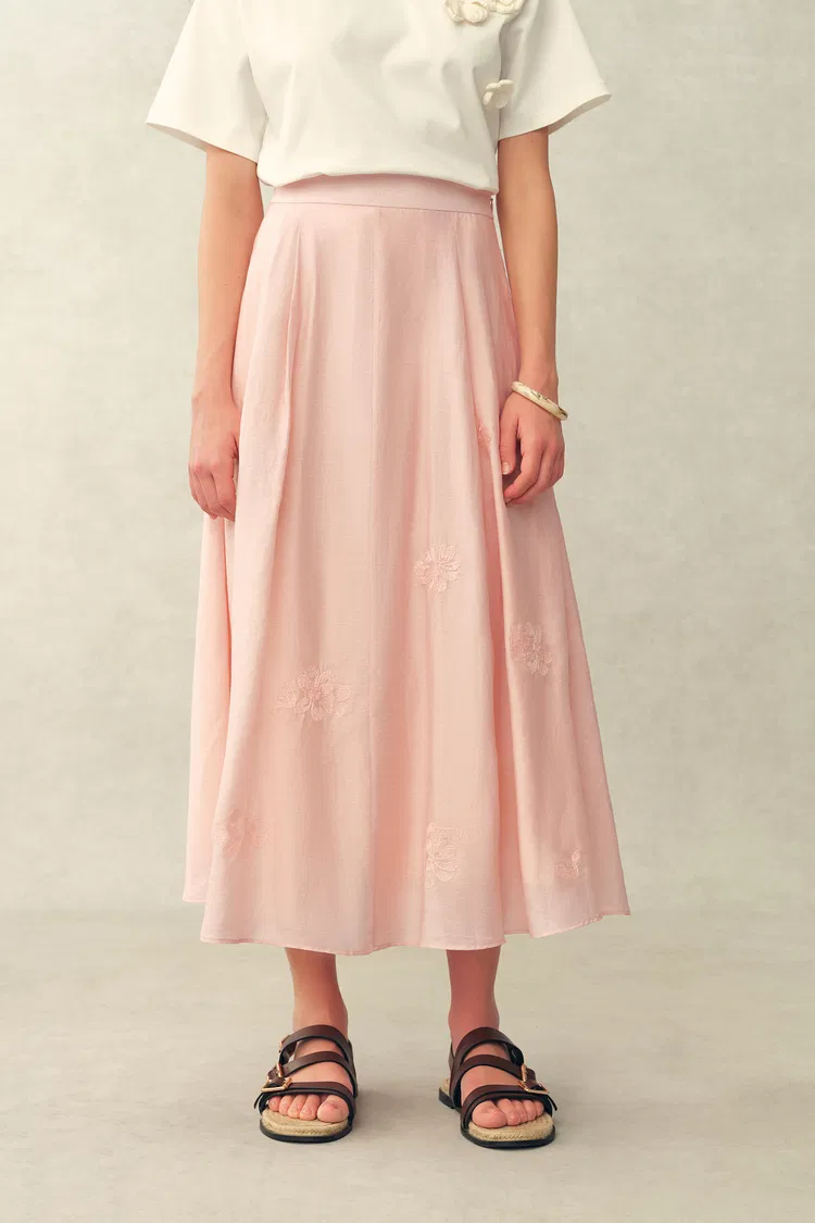 Colette Embroidery Midi Skirt in Linen Blend