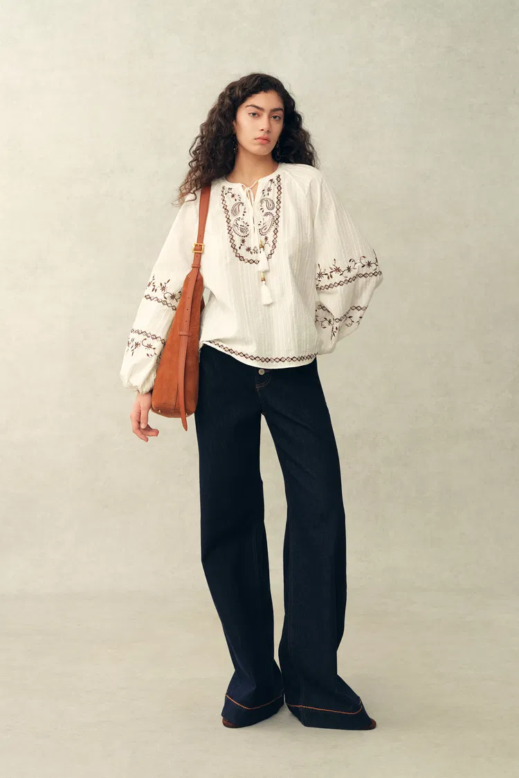 Brioche Beaded Tassel Tie Embroidery Blouse in Crinkled Cotton