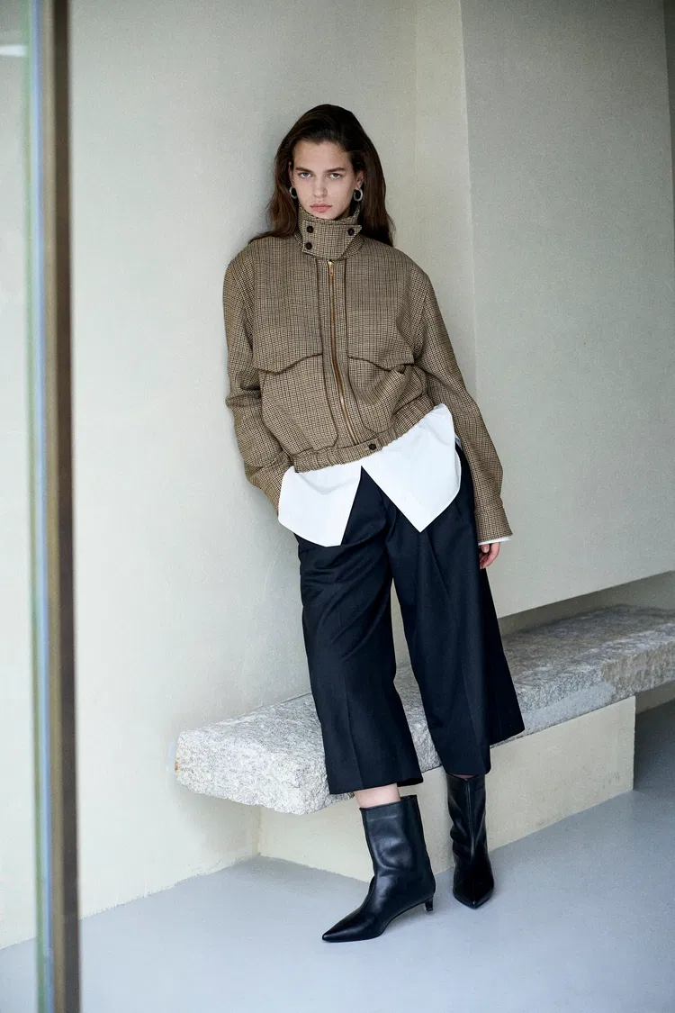 Elodie Houndstooth Bomber Jacket in Light Wool-Blend