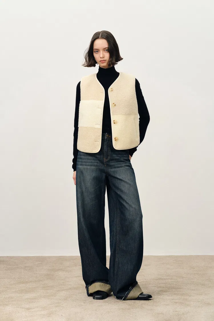 Stoke Reversible Color Block Lambswool Vest Jacket in Merino Wool Teddy