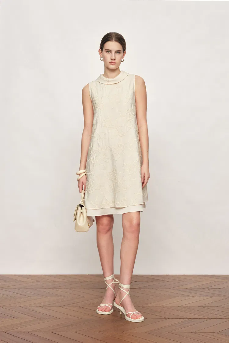 Liora Modern Chinese Style Stand Collar Dress in Koi Embroidery