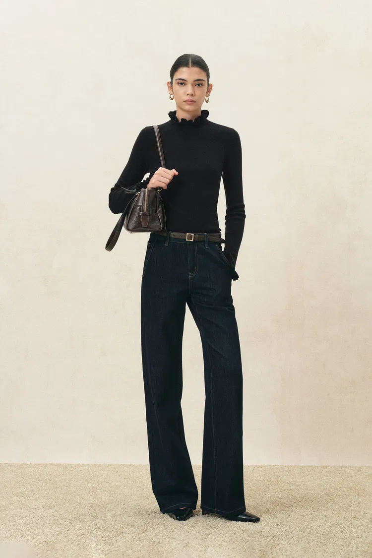 Lieve Ruffle Trim Fitted Turtleneck Top in Wool Blend