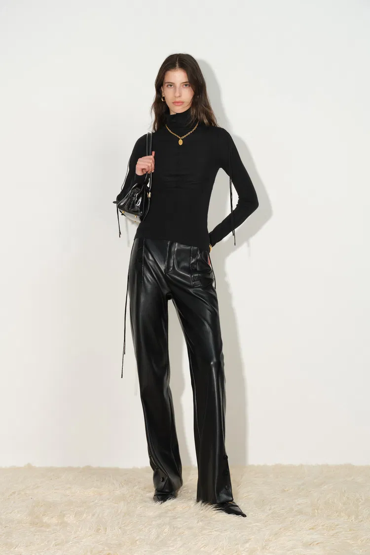 Sibyl Turtleneck Fitted Top in Wool Blend